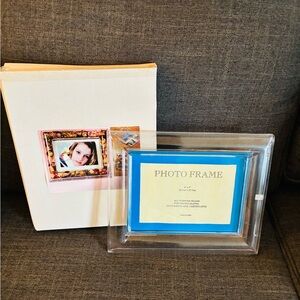 Clear Acrylic 5x7 Fillable or Floating Picture Frame
